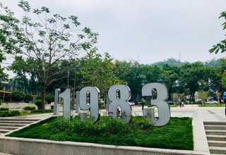 商场创意屏多少钱